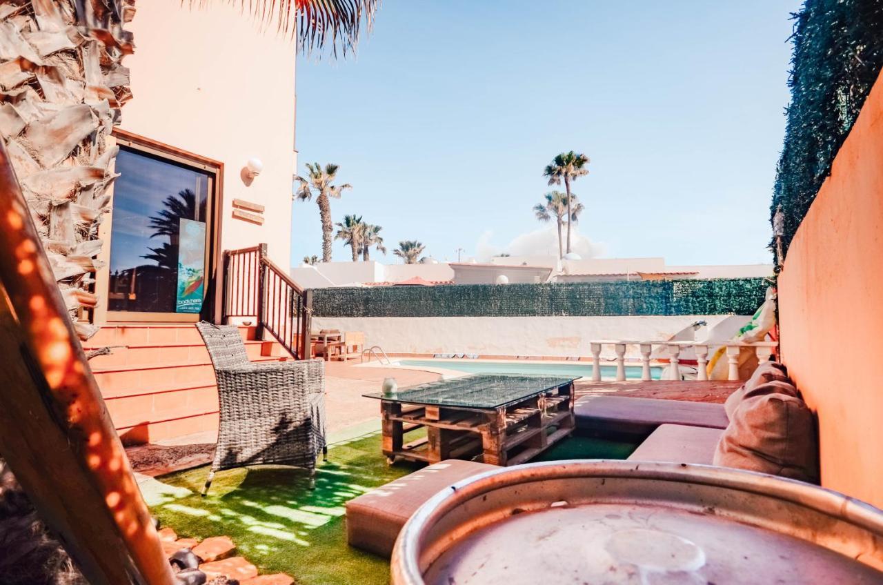 Hostel International Surf Camp Only Surf Corralejo Exterior foto